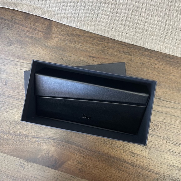 Dior Sunglasses - Picture 2 of 4